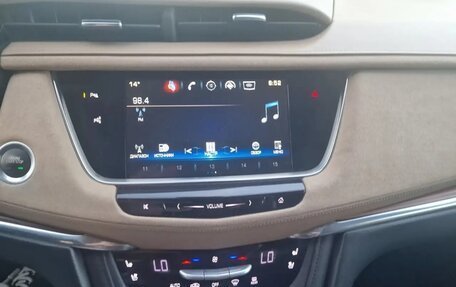 Cadillac XT5 I рестайлинг, 2017 год, 2 500 000 рублей, 27 фотография