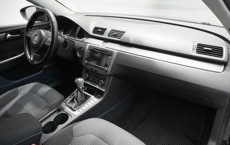 Volkswagen Passat B7, 2011 год, 800 000 рублей, 9 фотография