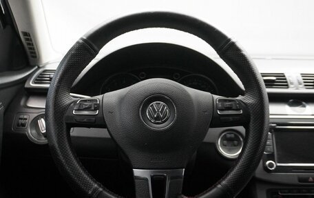 Volkswagen Passat B7, 2011 год, 800 000 рублей, 13 фотография