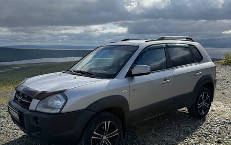 Hyundai Tucson III, 2005 год, 650 000 рублей, 2 фотография