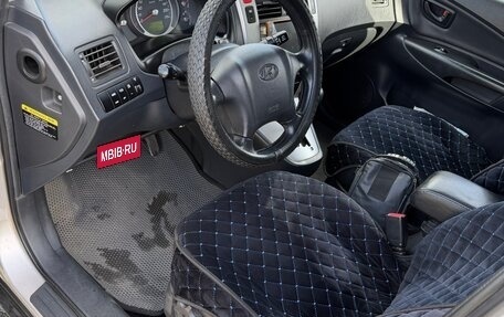 Hyundai Tucson III, 2005 год, 650 000 рублей, 10 фотография