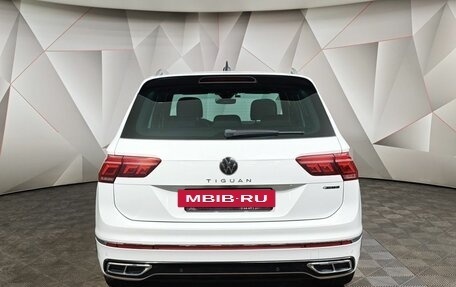 Volkswagen Tiguan II, 2020 год, 3 680 000 рублей, 8 фотография