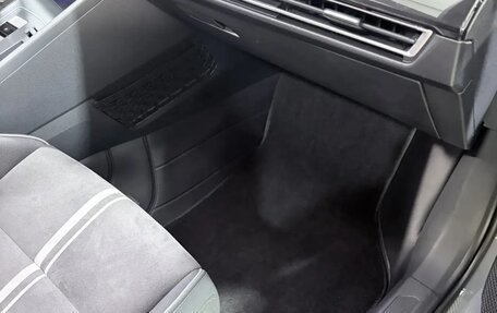 Volkswagen Golf VIII, 2021 год, 3 000 000 рублей, 11 фотография