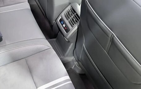 Volkswagen Golf VIII, 2021 год, 3 000 000 рублей, 14 фотография