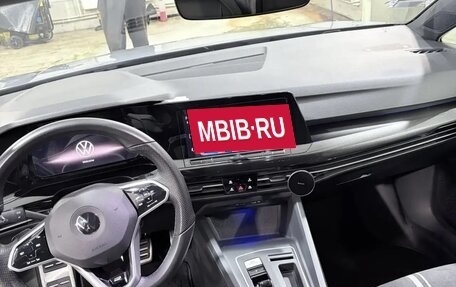 Volkswagen Golf VIII, 2021 год, 3 000 000 рублей, 13 фотография