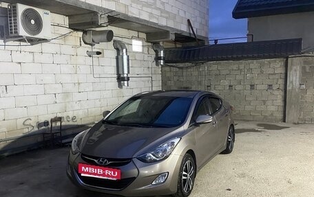 Hyundai Elantra V, 2012 год, 1 050 000 рублей, 3 фотография