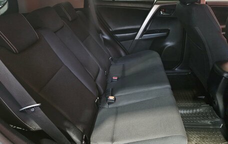 Toyota RAV4, 2017 год, 2 120 000 рублей, 13 фотография