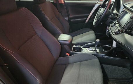 Toyota RAV4, 2017 год, 2 120 000 рублей, 12 фотография