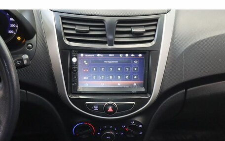 Hyundai Solaris II рестайлинг, 2014 год, 889 000 рублей, 10 фотография