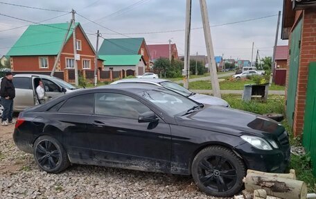 Mercedes-Benz E-Класс, 2011 год, 1 100 000 рублей, 5 фотография