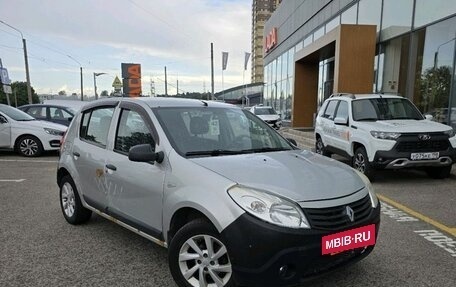 Renault Sandero I, 2012 год, 333 000 рублей, 2 фотография