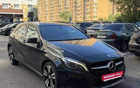 Mercedes-Benz A-Класс, 2016 год, 1 850 000 рублей, 2 фотография