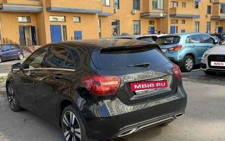 Mercedes-Benz A-Класс, 2016 год, 1 850 000 рублей, 3 фотография