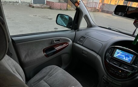 Toyota Estima III рестайлинг -2, 2001 год, 900 000 рублей, 9 фотография