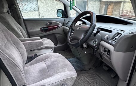 Toyota Estima III рестайлинг -2, 2001 год, 900 000 рублей, 10 фотография
