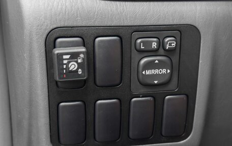 Toyota Land Cruiser Prado 120 рестайлинг, 2006 год, 1 749 900 рублей, 13 фотография