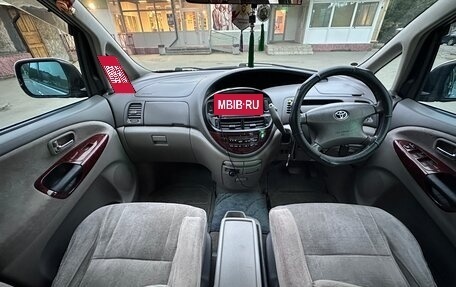 Toyota Estima III рестайлинг -2, 2001 год, 900 000 рублей, 7 фотография