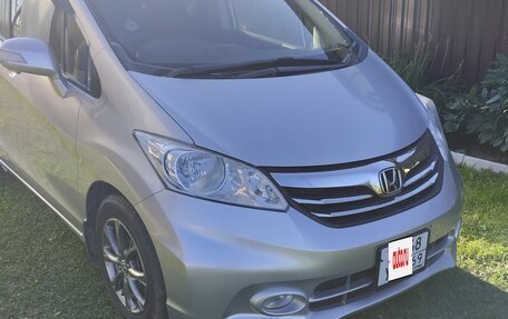 Honda Freed I, 2013 год, 1 090 000 рублей, 6 фотография