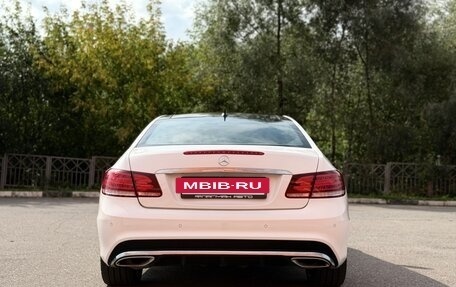 Mercedes-Benz E-Класс, 2014 год, 2 000 000 рублей, 14 фотография