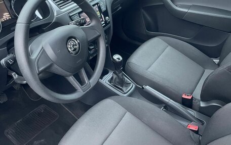 Skoda Rapid I, 2018 год, 1 120 000 рублей, 13 фотография