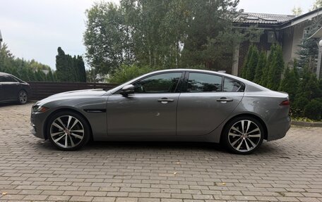 Jaguar XE I рестайлинг, 2019 год, 3 285 000 рублей, 6 фотография