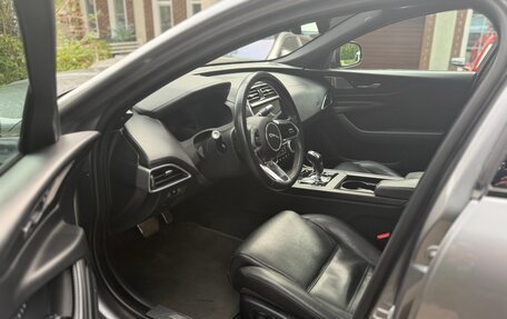 Jaguar XE I рестайлинг, 2019 год, 3 285 000 рублей, 15 фотография