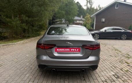 Jaguar XE I рестайлинг, 2019 год, 3 285 000 рублей, 10 фотография