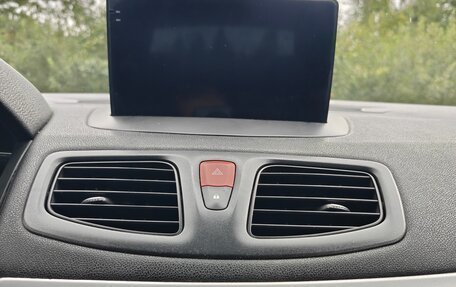 Renault Fluence I, 2011 год, 800 000 рублей, 17 фотография