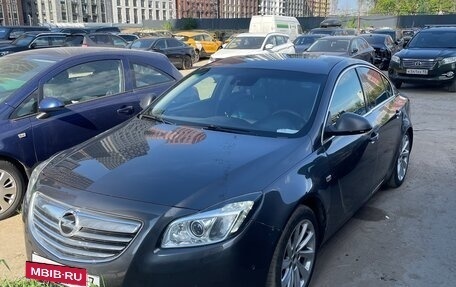 Opel Insignia II рестайлинг, 2011 год, 880 000 рублей, 8 фотография