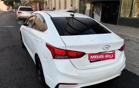 Hyundai Solaris II рестайлинг, 2018 год, 675 000 рублей, 8 фотография