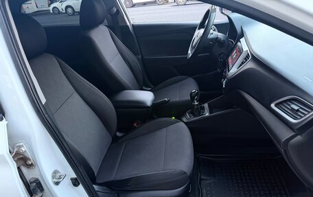 Hyundai Solaris II рестайлинг, 2018 год, 675 000 рублей, 16 фотография