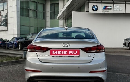 Hyundai Elantra VI рестайлинг, 2017 год, 1 697 000 рублей, 6 фотография