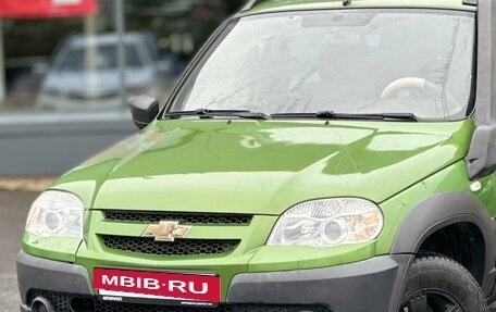 Chevrolet Niva I рестайлинг, 2015 год, 499 000 рублей, 2 фотография