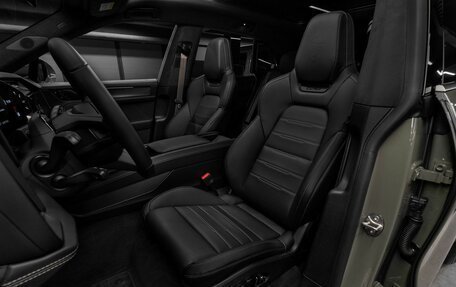 Porsche Cayenne, 2026 год, 33 000 000 рублей, 22 фотография