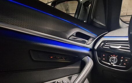 BMW 5 серия, 2018 год, 3 330 000 рублей, 18 фотография