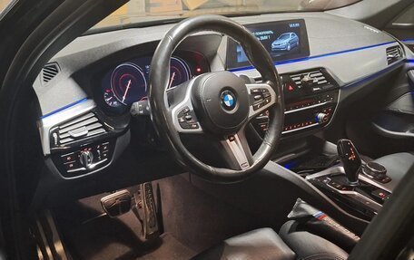 BMW 5 серия, 2018 год, 3 330 000 рублей, 12 фотография