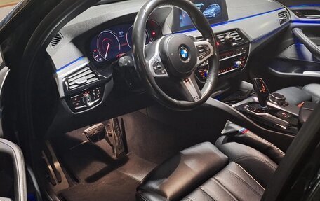 BMW 5 серия, 2018 год, 3 330 000 рублей, 13 фотография