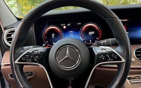 Mercedes-Benz E-Класс, 2020 год, 4 800 000 рублей, 6 фотография