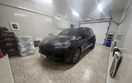 Porsche Cayenne III, 2018 год, 6 400 000 рублей, 2 фотография