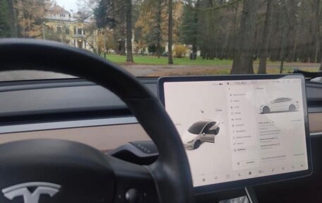 Tesla Model 3 I, 2018 год, 2 950 000 рублей, 3 фотография