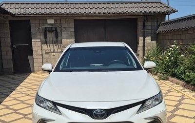Toyota Camry, 2021 год, 3 365 000 рублей, 1 фотография