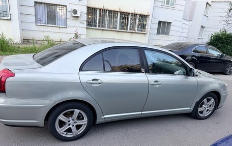 Toyota Avensis III рестайлинг, 2006 год, 650 000 рублей, 6 фотография
