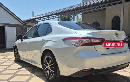 Toyota Camry, 2021 год, 3 365 000 рублей, 3 фотография