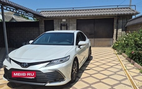 Toyota Camry, 2021 год, 3 365 000 рублей, 5 фотография