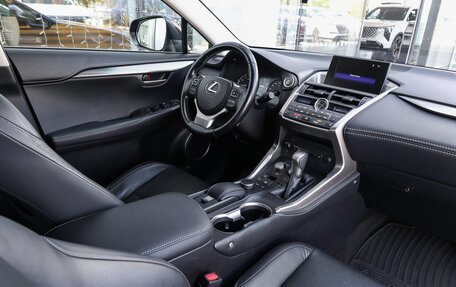 Lexus NX I, 2016 год, 2 998 000 рублей, 9 фотография