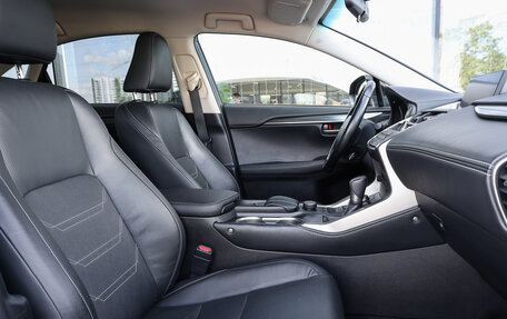 Lexus NX I, 2016 год, 2 998 000 рублей, 10 фотография