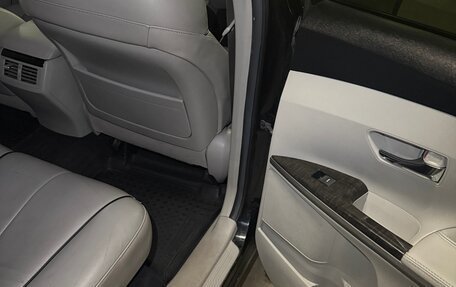 Toyota Venza I, 2013 год, 1 700 000 рублей, 12 фотография