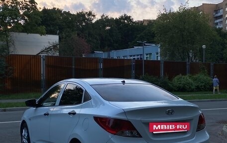 Hyundai Solaris II рестайлинг, 2013 год, 780 000 рублей, 5 фотография