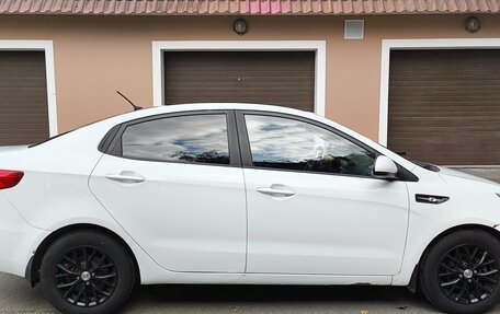 KIA Rio III рестайлинг, 2011 год, 599 999 рублей, 1 фотография