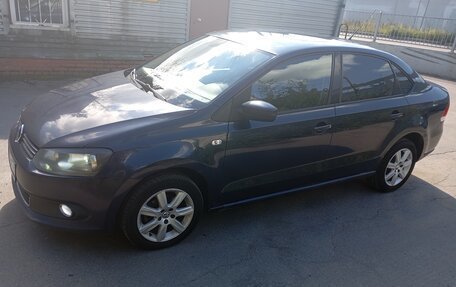 Volkswagen Polo VI (EU Market), 2012 год, 499 999 рублей, 2 фотография